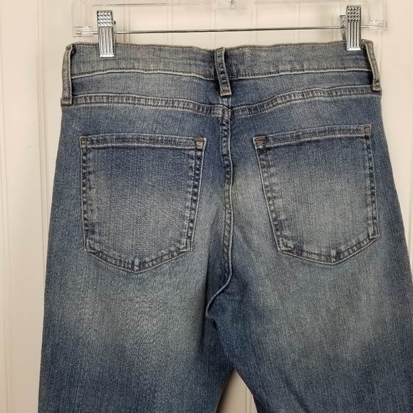 Banana Republic Girlfriend Jean Size 26 Medium Wash High Rise Distressed Womens - Picture 3 of 7
